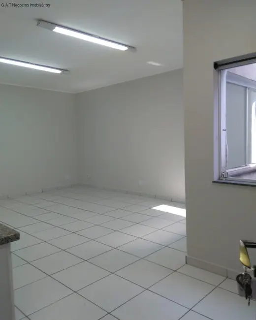 Sala Comercial para alugar, 30m2 em Conjunto Habitacional Júlio de Mesquita Filho, Sorocaba - SP - imagem 3 Foto 3 de Sala Comercial para alugar, 30m2 em Conjunto Habitacional Júlio de Mesquita Filho, Sorocaba - SP
