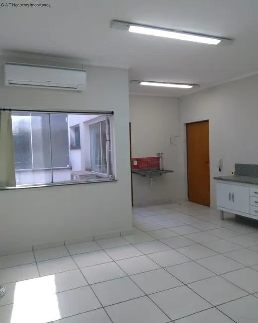Sala Comercial para alugar, 30m2 em Conjunto Habitacional Júlio de Mesquita Filho, Sorocaba - SP - imagem 2 Foto 2 de Sala Comercial para alugar, 30m2 em Conjunto Habitacional Júlio de Mesquita Filho, Sorocaba - SP