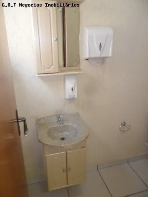 Sala Comercial para alugar, 30m2 em Conjunto Habitacional Júlio de Mesquita Filho, Sorocaba - SP - imagem 6 Foto 6 de Sala Comercial para alugar, 30m2 em Conjunto Habitacional Júlio de Mesquita Filho, Sorocaba - SP