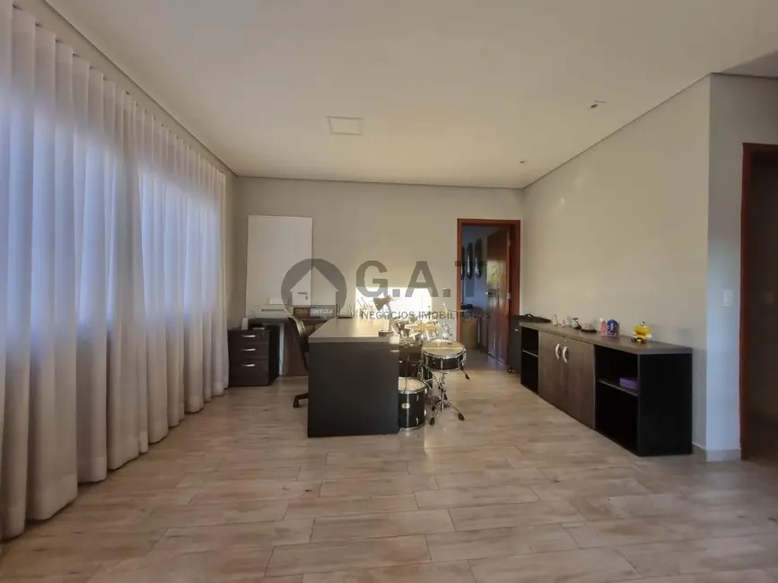 Casa de Condomínio com 3 quartos à venda, 294m2 em Jardim Residencial Giverny, Sorocaba - SP - imagem 9 Foto 9 de Casa de Condomínio com 3 quartos à venda, 294m2 em Jardim Residencial Giverny, Sorocaba - SP