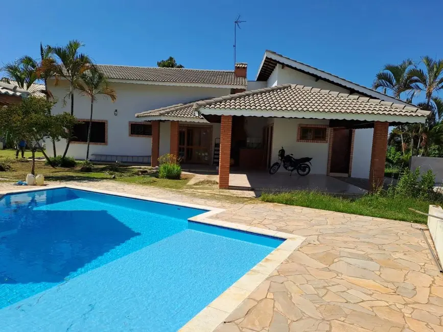 Casa de Condomínio com 3 quartos à venda, 250m2 em Parque Village Castelo, Itu - SP - imagem 4 Foto 4 de Casa de Condomínio com 3 quartos à venda, 250m2 em Parque Village Castelo, Itu - SP