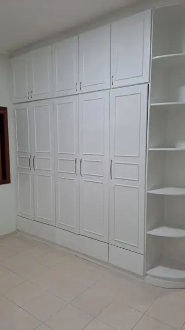 Casa de Condomínio com 3 quartos à venda, 250m2 em Parque Village Castelo, Itu - SP - imagem 9 Foto 9 de Casa de Condomínio com 3 quartos à venda, 250m2 em Parque Village Castelo, Itu - SP