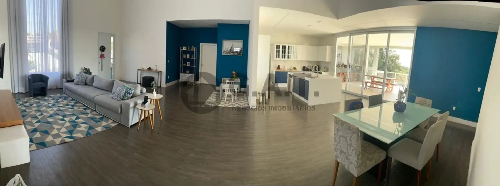 Casa de Condomínio com 3 quartos à venda, 430m2 em Aracoiaba Da Serra - SP - imagem 9 Foto 9 de Casa de Condomínio com 3 quartos à venda, 430m2 em Aracoiaba Da Serra - SP