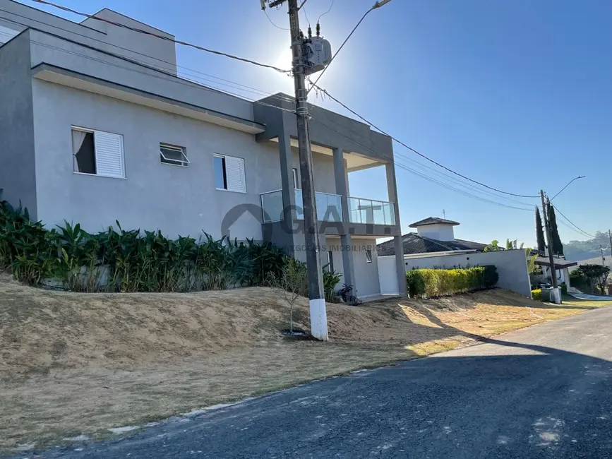 Casa de Condomínio com 3 quartos à venda, 430m2 em Aracoiaba Da Serra - SP - imagem 3 Foto 3 de Casa de Condomínio com 3 quartos à venda, 430m2 em Aracoiaba Da Serra - SP