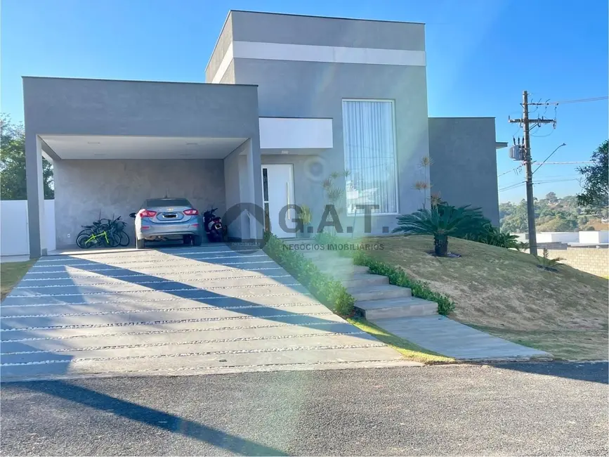 Foto 1 de Casa de Condomínio com 3 quartos à venda, 430m2 em Aracoiaba Da Serra - SP