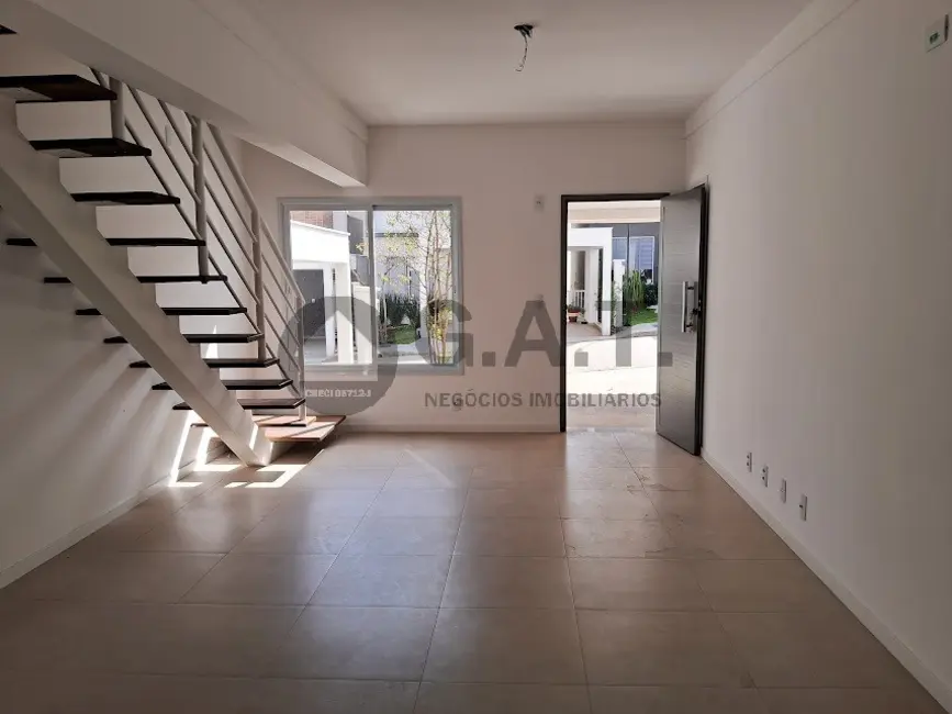 Casa de Condomínio com 3 quartos à venda, 130m2 em Jardim Piratininga, Sorocaba - SP - imagem 4 Foto 4 de Casa de Condomínio com 3 quartos à venda, 130m2 em Jardim Piratininga, Sorocaba - SP