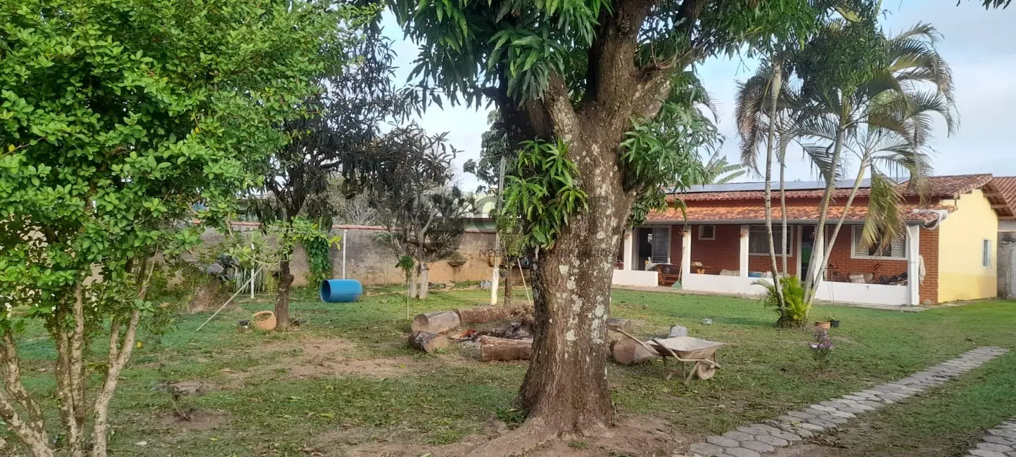 Foto 1 de Chácara com 2 quartos à venda, 121m2 em Aracoiaba Da Serra - SP