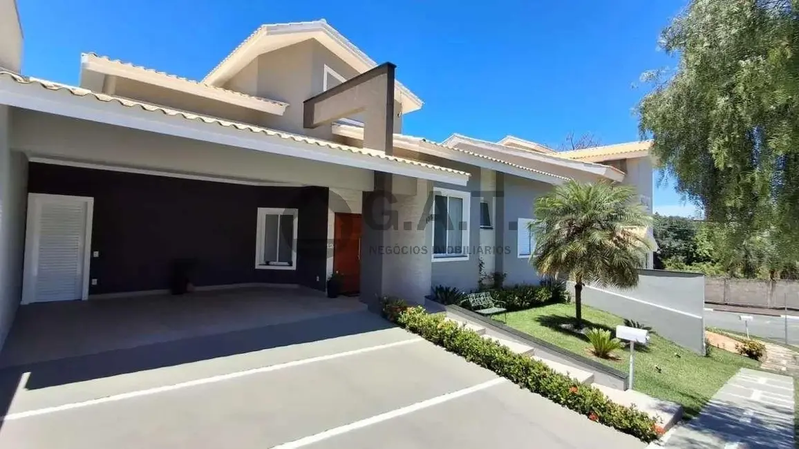 Foto 1 de Casa de Condomínio com 3 quartos à venda, 180m2 em Vossoroca, Votorantim - SP