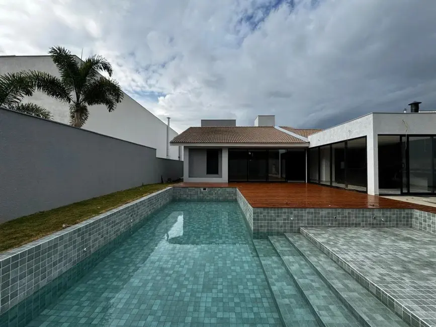Casa de Condomínio com 5 quartos à venda, 630m2 em Parque Reserva Fazenda Imperial, Sorocaba - SP - imagem 3 Foto 3 de Casa de Condomínio com 5 quartos à venda, 630m2 em Parque Reserva Fazenda Imperial, Sorocaba - SP