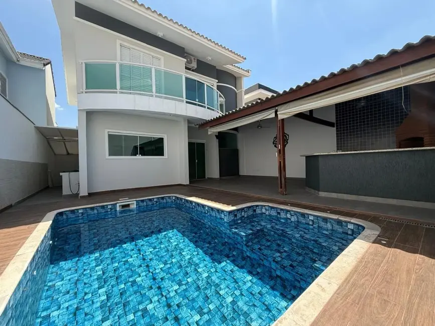 Casa de Condomínio com 3 quartos à venda, 290m2 em Chácaras Reunidas São Jorge, Sorocaba - SP - imagem 3 Foto 3 de Casa de Condomínio com 3 quartos à venda, 290m2 em Chácaras Reunidas São Jorge, Sorocaba - SP
