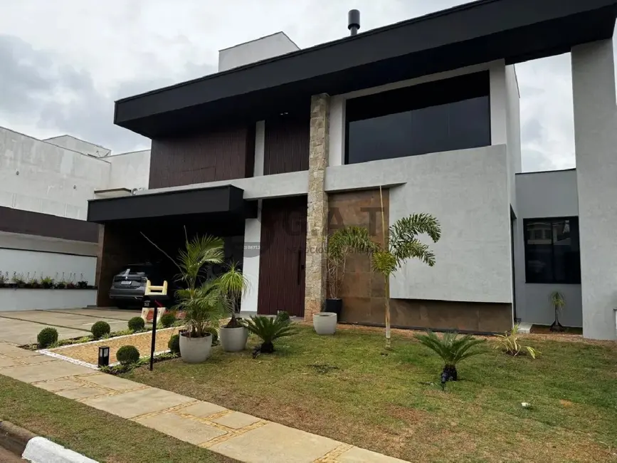 Foto 3 de Casa de Condomínio com 4 quartos à venda, 240m2 em Vossoroca, Votorantim - SP