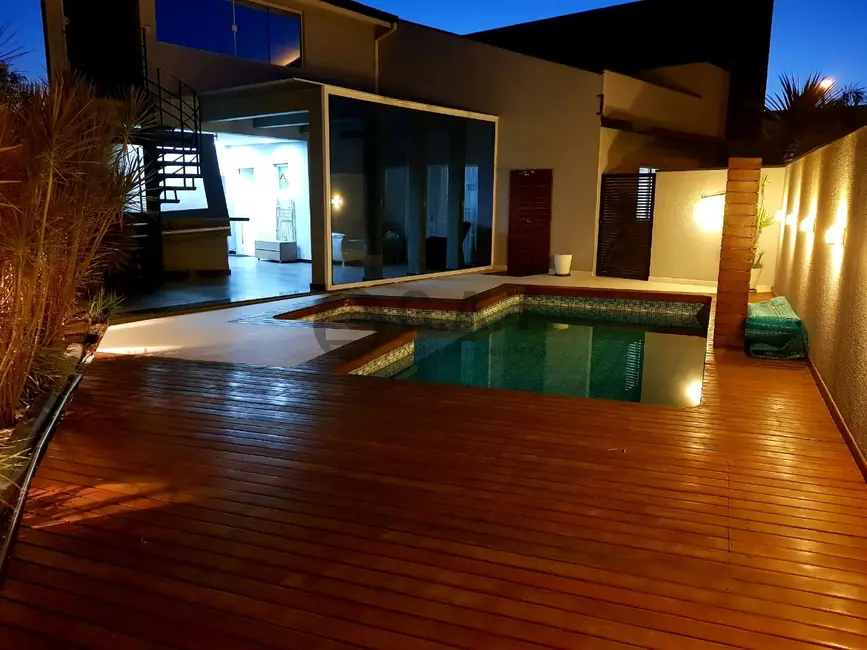 Foto 3 de Casa de Condomínio com 4 quartos à venda, 271m2 em Vossoroca, Votorantim - SP