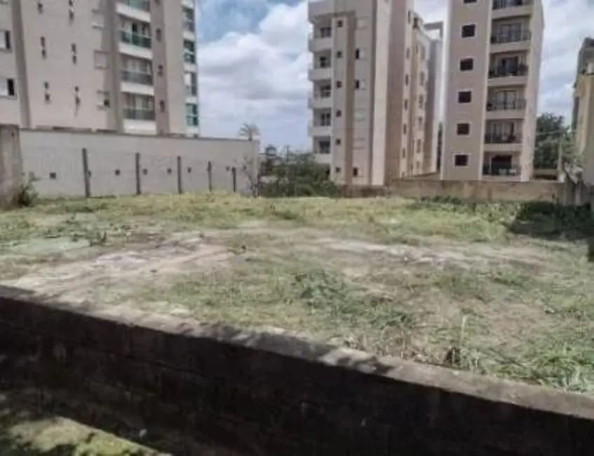 Foto 2 de Terreno / Lote à venda, 560m2 em Parque Campolim, Sorocaba - SP
