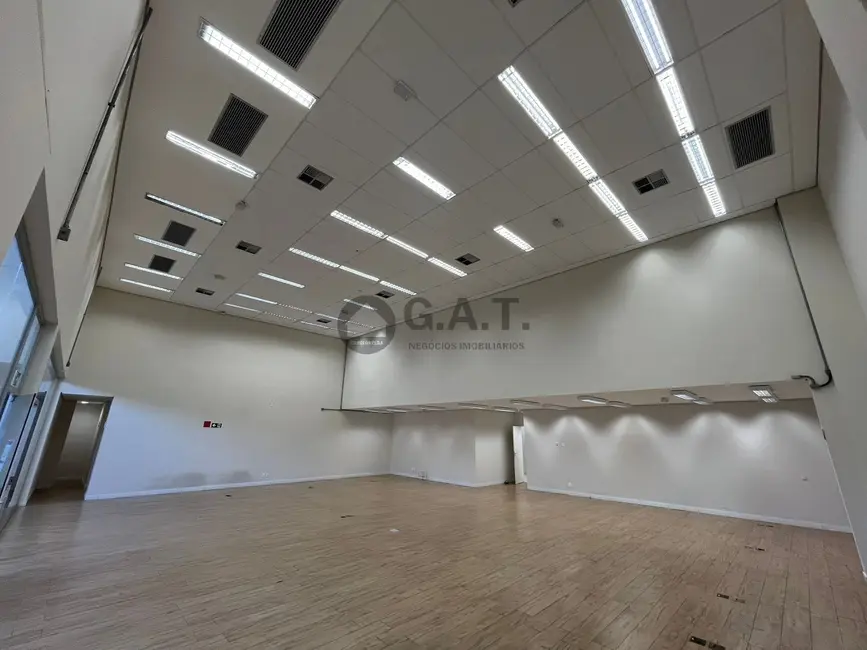 Foto 4 de Sala Comercial com 2 quartos à venda, 700m2 em Wanel Ville, Sorocaba - SP