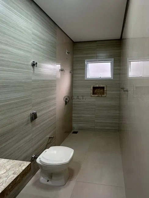 Foto 4 de Chácara com 3 quartos para alugar, 600m2 em Centro, Aracoiaba Da Serra - SP