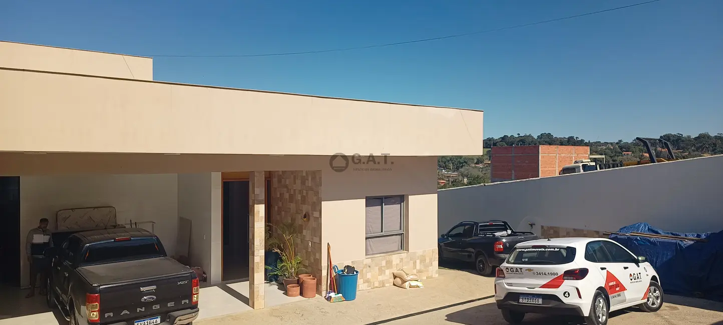 Foto 2 de Chácara com 3 quartos à venda, 600m2 em Centro, Aracoiaba Da Serra - SP