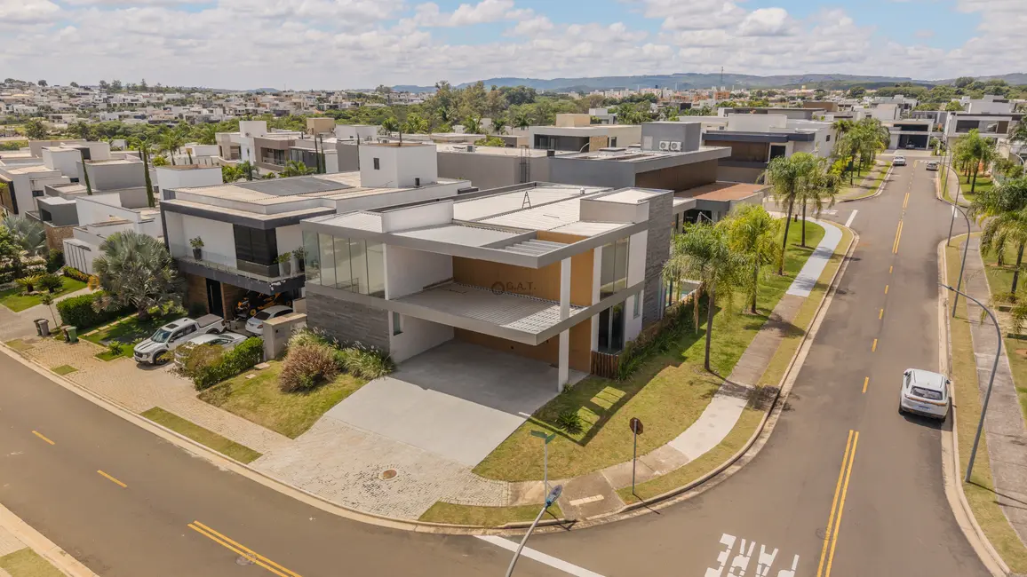 Casa de Condomínio com 4 quartos à venda, 522m2 em Alphaville Nova Esplanada, Votorantim - SP - imagem 2 Foto 2 de Casa de Condomínio com 4 quartos à venda, 522m2 em Alphaville Nova Esplanada, Votorantim - SP