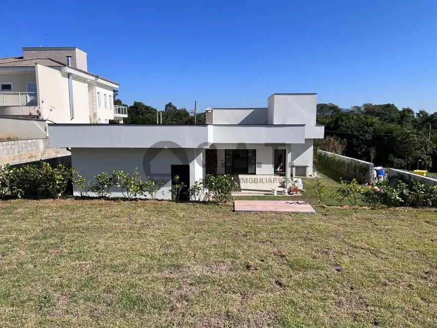 Foto 2 de Casa de Condomínio com 4 quartos à venda, 380m2 em Aracoiaba Da Serra - SP