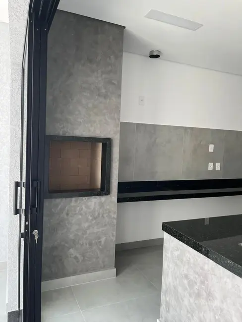 Casa de Condomínio com 3 quartos à venda, 144m2 em Cajuru do Sul, Sorocaba - SP - imagem 8 Foto 8 de Casa de Condomínio com 3 quartos à venda, 144m2 em Cajuru do Sul, Sorocaba - SP