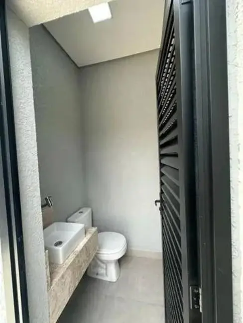Casa de Condomínio com 3 quartos à venda, 105m2 em Sorocaba - SP - imagem 3 Foto 3 de Casa de Condomínio com 3 quartos à venda, 105m2 em Sorocaba - SP