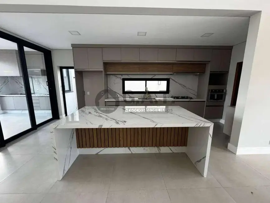 Casa de Condomínio com 3 quartos à venda, 225m2 em Jardim Emília, Sorocaba - SP - imagem 7 Foto 7 de Casa de Condomínio com 3 quartos à venda, 225m2 em Jardim Emília, Sorocaba - SP