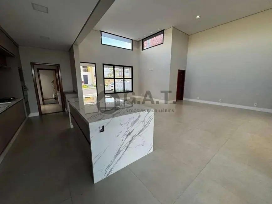 Casa de Condomínio com 3 quartos à venda, 225m2 em Jardim Emília, Sorocaba - SP - imagem 6 Foto 6 de Casa de Condomínio com 3 quartos à venda, 225m2 em Jardim Emília, Sorocaba - SP