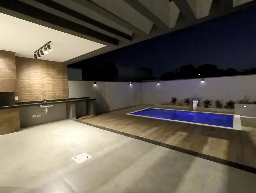 Foto 3 de Casa de Condomínio com 3 quartos à venda, 180m2 em Cajuru do Sul, Sorocaba - SP