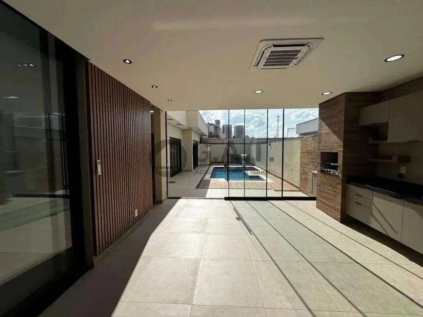 Foto 2 de Casa de Condomínio com 3 quartos à venda, 220m2 em Jardim Emília, Sorocaba - SP