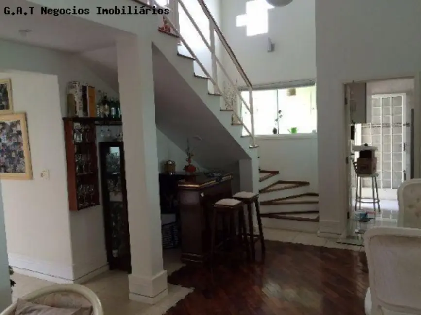 Casa de Condomínio com 4 quartos à venda, 242m2 em Brigadeiro Tobias, Sorocaba - SP - imagem 6 Foto 6 de Casa de Condomínio com 4 quartos à venda, 242m2 em Brigadeiro Tobias, Sorocaba - SP