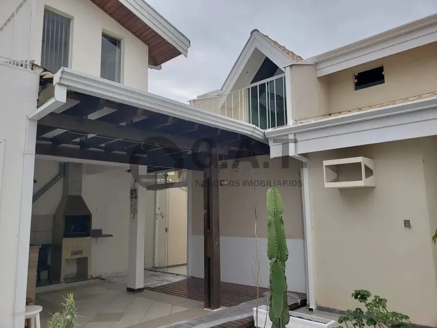 Casa de Condomínio com 4 quartos à venda, 242m2 em Brigadeiro Tobias, Sorocaba - SP - imagem 3 Foto 3 de Casa de Condomínio com 4 quartos à venda, 242m2 em Brigadeiro Tobias, Sorocaba - SP