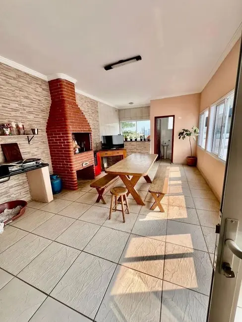 Casa de Condomínio com 3 quartos à venda, 195m2 em Jardim do Paço, Sorocaba - SP - imagem 4 Foto 4 de Casa de Condomínio com 3 quartos à venda, 195m2 em Jardim do Paço, Sorocaba - SP