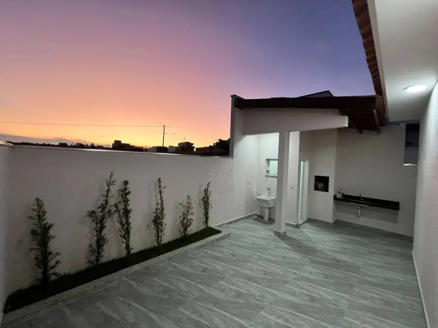 Casa de Condomínio com 3 quartos à venda, 121m2 em Wanel Ville, Sorocaba - SP - imagem 3 Foto 3 de Casa de Condomínio com 3 quartos à venda, 121m2 em Wanel Ville, Sorocaba - SP
