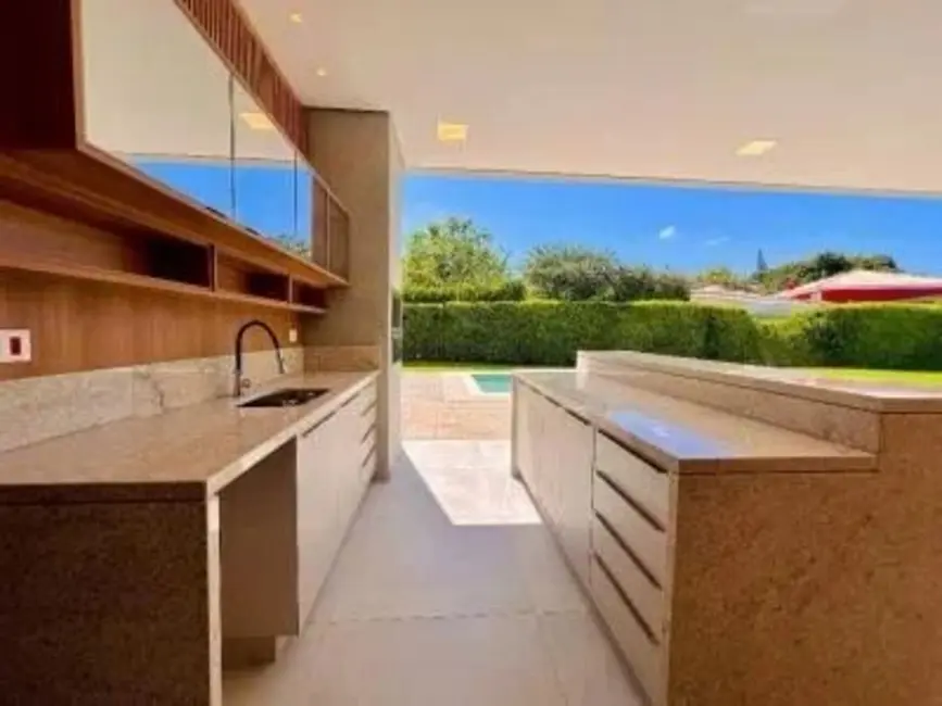 Casa de Condomínio com 4 quartos à venda, 504m2 em Aracoiaba Da Serra - SP - imagem 2 Foto 2 de Casa de Condomínio com 4 quartos à venda, 504m2 em Aracoiaba Da Serra - SP