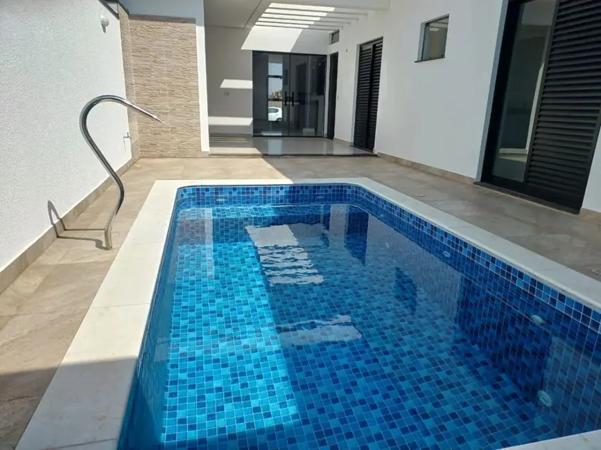 Foto 2 de Casa de Condomínio com 3 quartos à venda, 181m2 em Aparecidinha, Sorocaba - SP