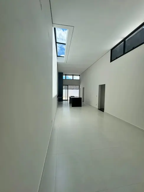 Foto 4 de Casa de Condomínio com 3 quartos à venda, 220m2 em Condomínio Residencial Flores, Votorantim - SP