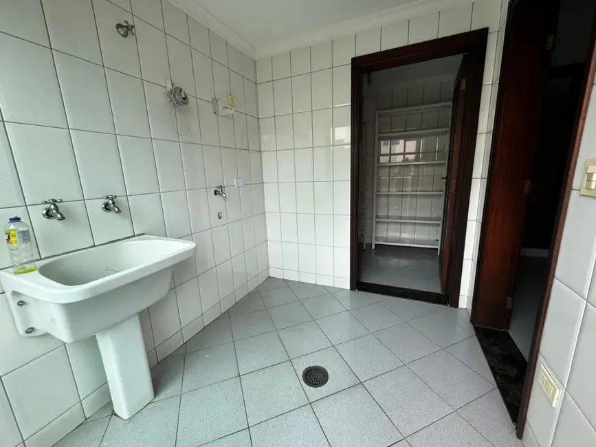 Casa de Condomínio com 3 quartos à venda, 370m2 em Sorocaba - SP - imagem 9 Foto 9 de Casa de Condomínio com 3 quartos à venda, 370m2 em Sorocaba - SP