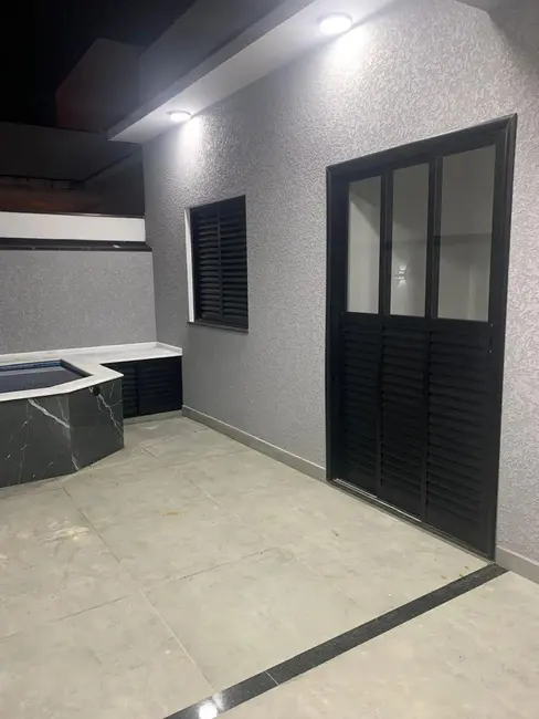 Foto 2 de Casa de Condomínio com 3 quartos à venda, 110m2 em Cajuru do Sul, Sorocaba - SP