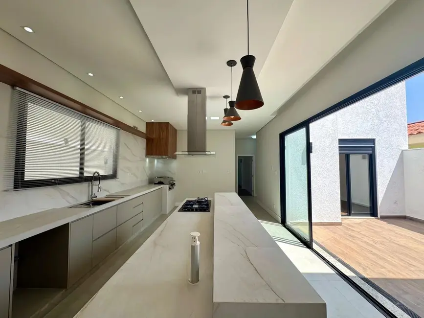 Casa de Condomínio com 3 quartos à venda, 167m2 em Sorocaba - SP - imagem 4 Foto 4 de Casa de Condomínio com 3 quartos à venda, 167m2 em Sorocaba - SP