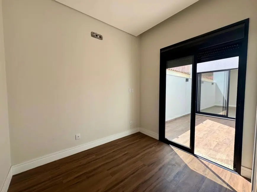 Casa de Condomínio com 3 quartos à venda, 167m2 em Sorocaba - SP - imagem 9 Foto 9 de Casa de Condomínio com 3 quartos à venda, 167m2 em Sorocaba - SP