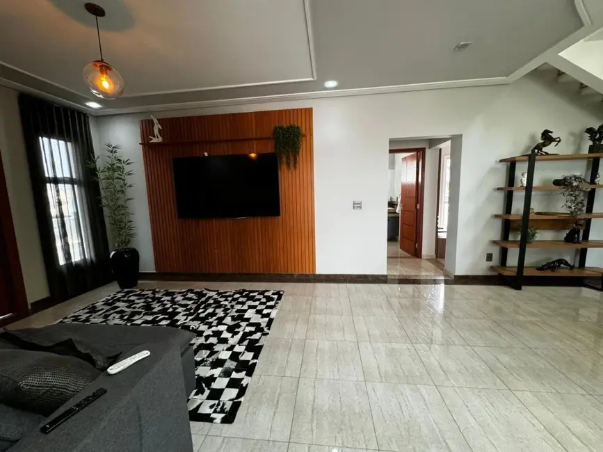Casa de Condomínio com 4 quartos à venda, 301m2 em Aparecidinha, Sorocaba - SP - imagem 9 Foto 9 de Casa de Condomínio com 4 quartos à venda, 301m2 em Aparecidinha, Sorocaba - SP