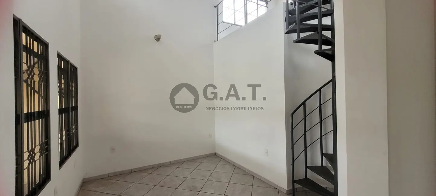 Casa com 3 quartos à venda, 150m2 em Jardim Guadalajara, Sorocaba - SP - imagem 5 Foto 5 de Casa com 3 quartos à venda, 150m2 em Jardim Guadalajara, Sorocaba - SP