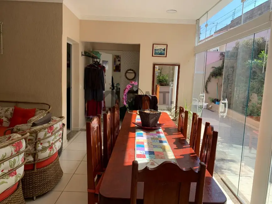 Casa de Condomínio com 3 quartos à venda, 231m2 em Jardim Ibiti do Paço, Sorocaba - SP - imagem 9 Foto 9 de Casa de Condomínio com 3 quartos à venda, 231m2 em Jardim Ibiti do Paço, Sorocaba - SP