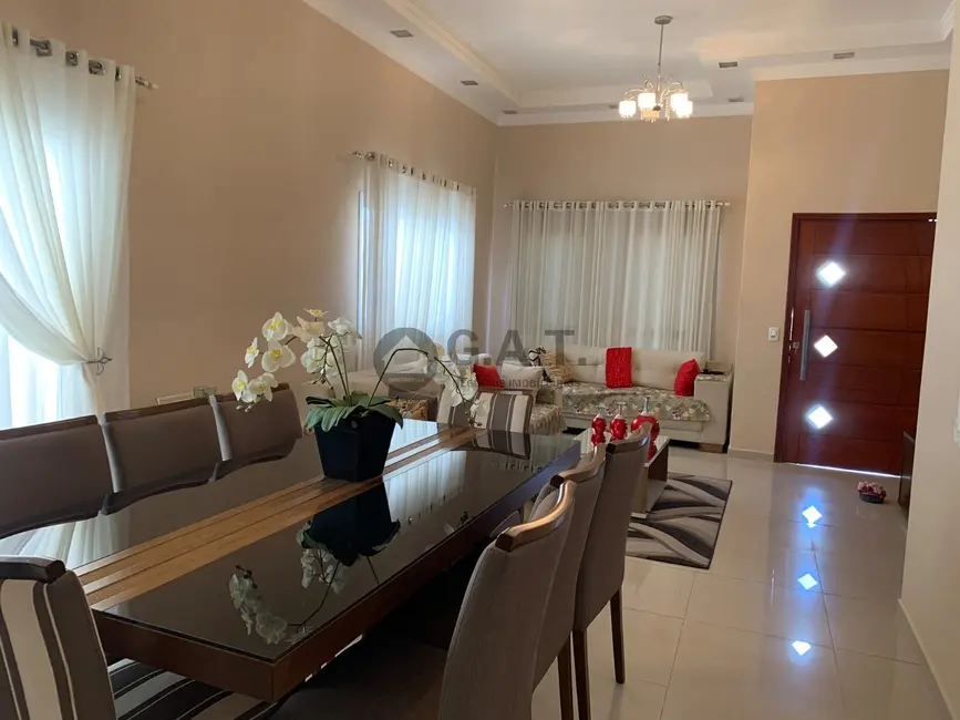 Casa de Condomínio com 3 quartos à venda, 231m2 em Jardim Ibiti do Paço, Sorocaba - SP - imagem 3 Foto 3 de Casa de Condomínio com 3 quartos à venda, 231m2 em Jardim Ibiti do Paço, Sorocaba - SP