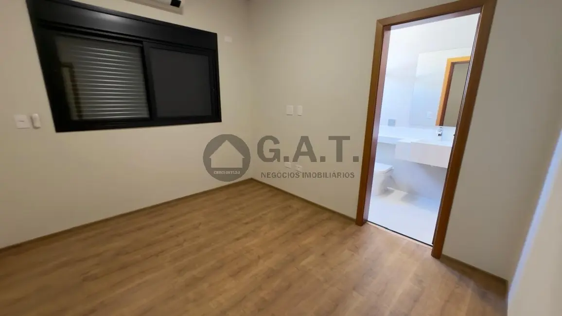 Foto 6 de Casa de Condomínio com 3 quartos à venda, 230m2 em Alphaville Nova Esplanada, Votorantim - SP