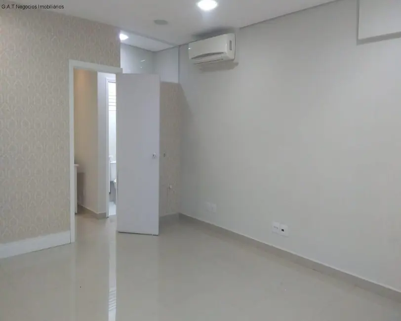 Foto 2 de Sala Comercial para alugar, 41m2 em Boa Vista, Sorocaba - SP