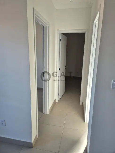 Apartamento com 2 quartos à venda, 43m2 em Vila Helena, Sorocaba - SP - imagem 4 Foto 4 de Apartamento com 2 quartos à venda, 43m2 em Vila Helena, Sorocaba - SP