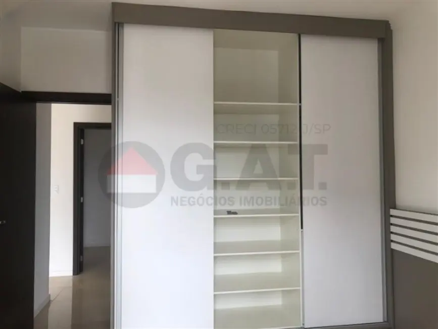 Foto 9 de Apartamento com 2 quartos para alugar, 65m2 em Jardim Guadalajara, Sorocaba - SP