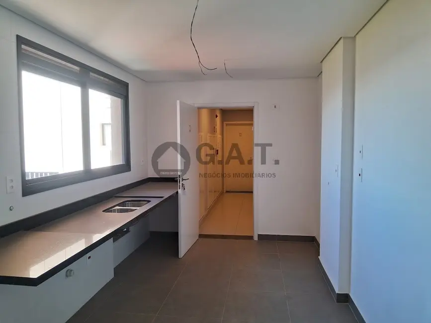 Apartamento com 3 quartos à venda, 220m2 em Parque Campolim, Sorocaba - SP - imagem 3 Foto 3 de Apartamento com 3 quartos à venda, 220m2 em Parque Campolim, Sorocaba - SP