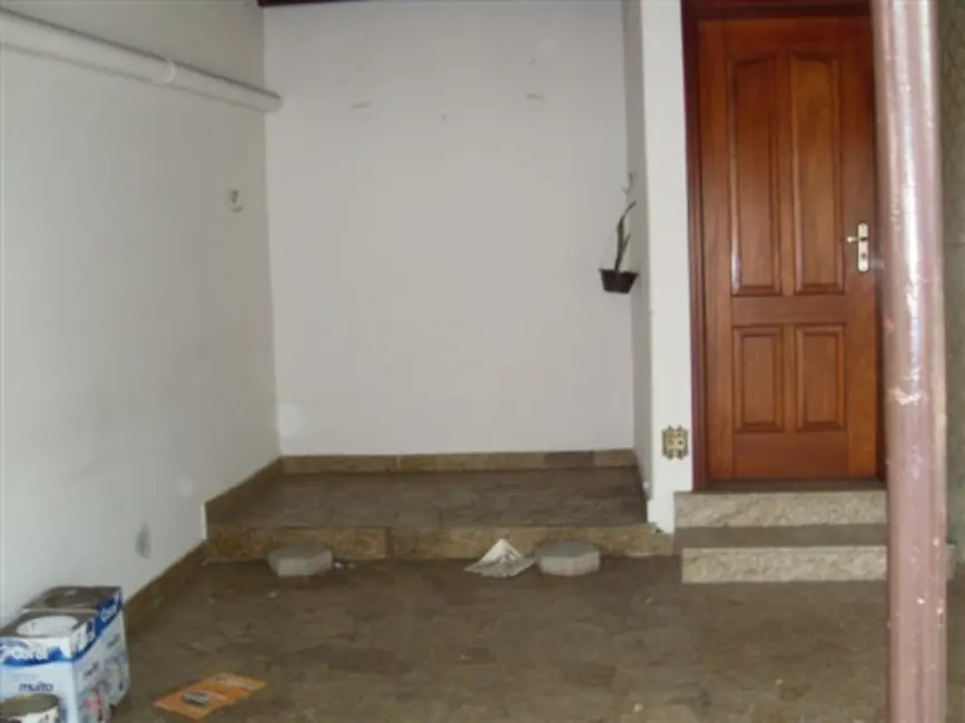 Foto 2 de Casa com 2 quartos para alugar, 60m2 em Jardim Simus, Sorocaba - SP