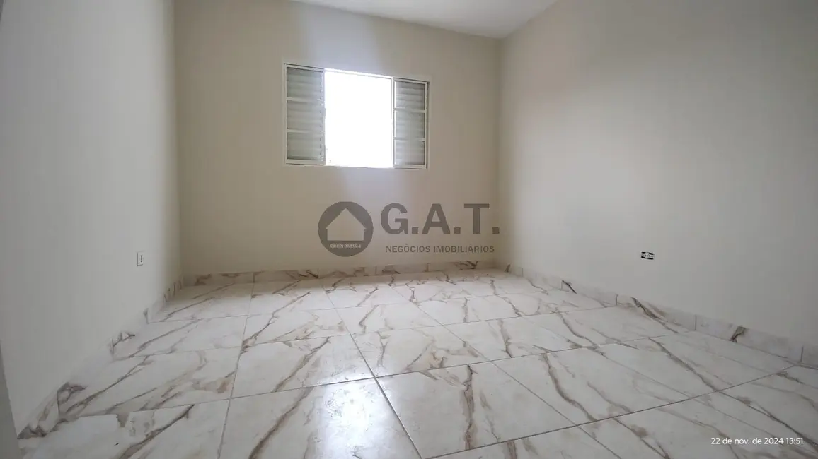 Casa com 2 quartos à venda, 145m2 em Lopes de Oliveira, Sorocaba - SP - imagem 4 Foto 4 de Casa com 2 quartos à venda, 145m2 em Lopes de Oliveira, Sorocaba - SP
